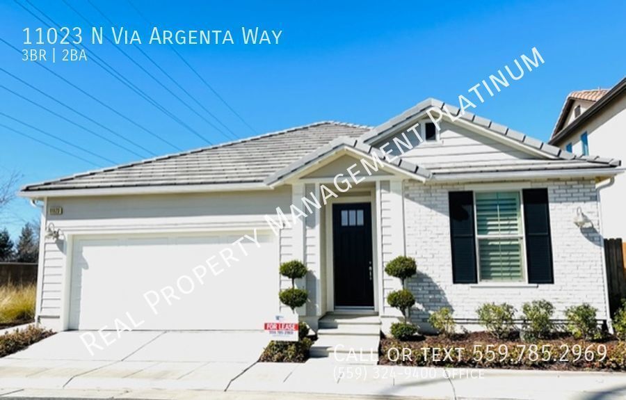 Primary Photo - $2,695 Friant & Copper 3 Bed, Solar, Gated...