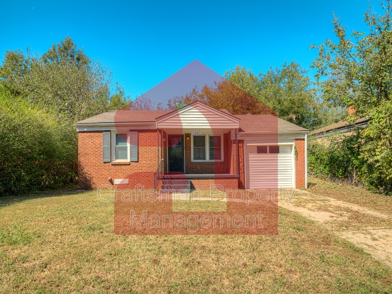 Primary Photo - 1201 Carverdale Dr