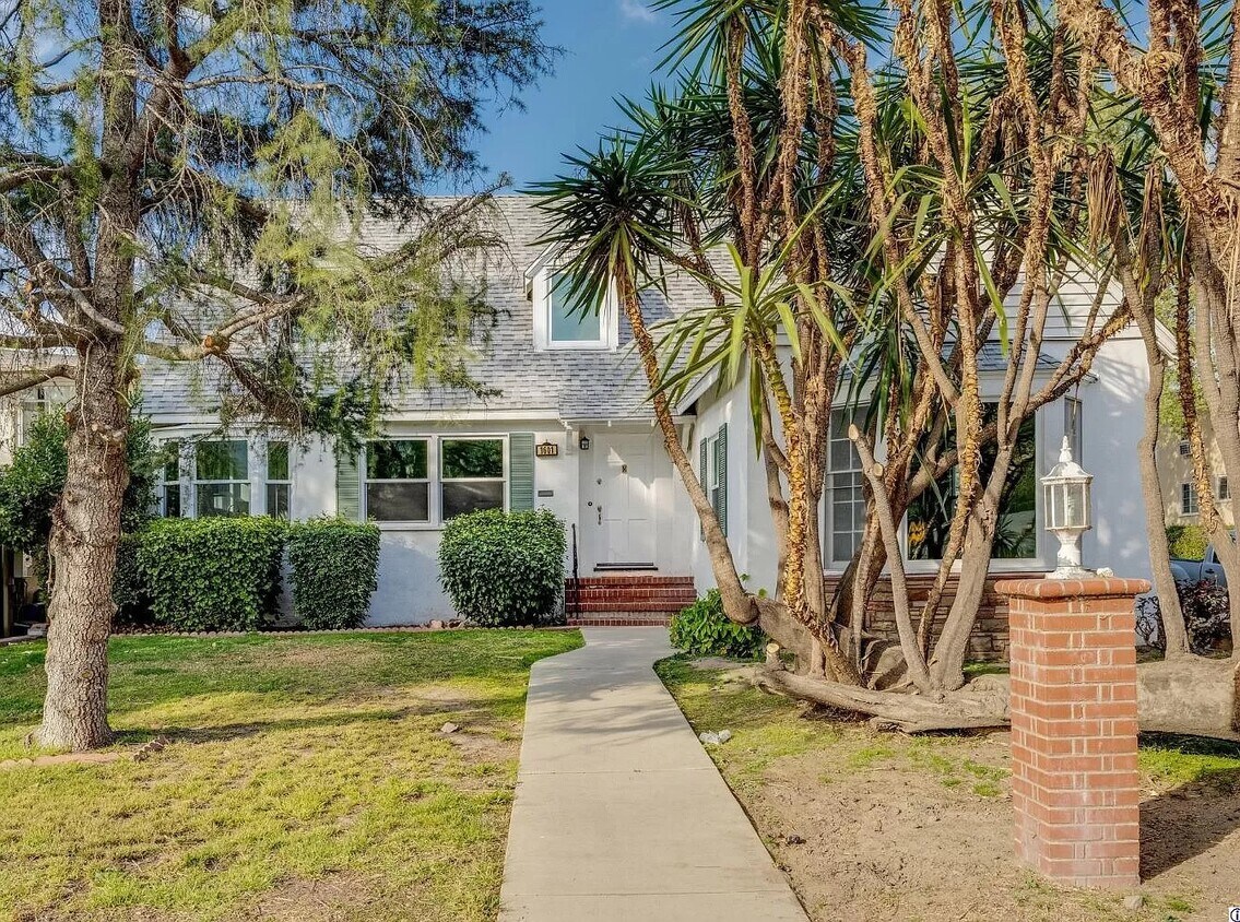 Foto principal - 1601 Riverside Dr