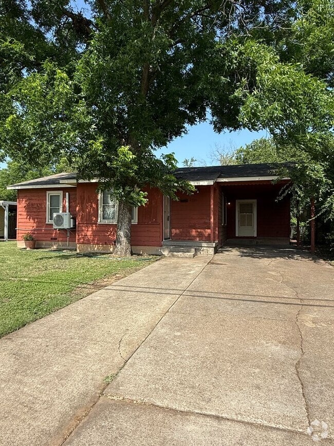 Building Photo - 2406 Bridwell St