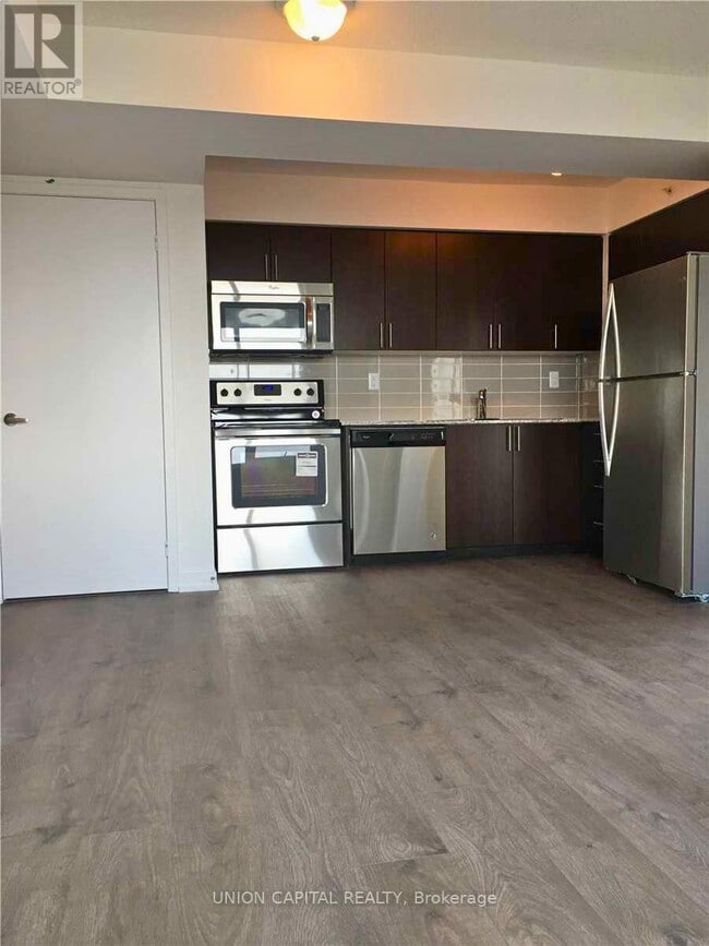 Photo du bâtiment - 1410 Dupont St