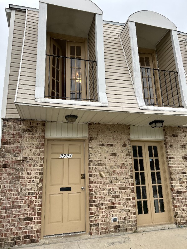 Foto del edificio - 3731 Bunker Hill Dr