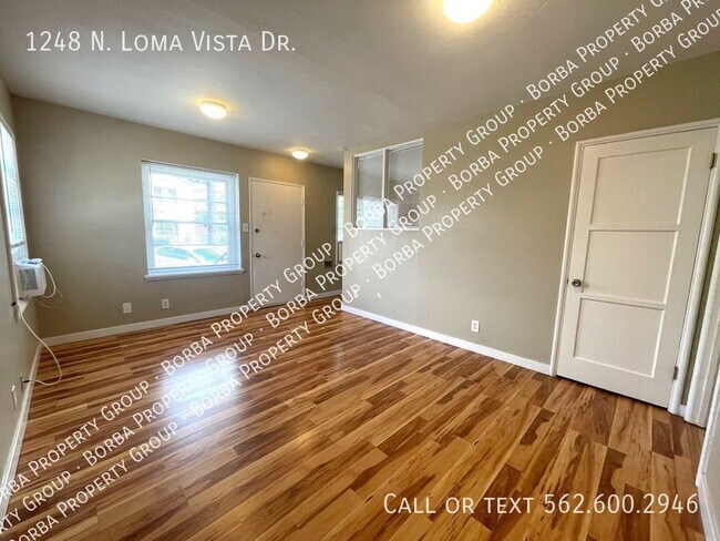 Foto del edificio - 1248 N Loma Vista Dr