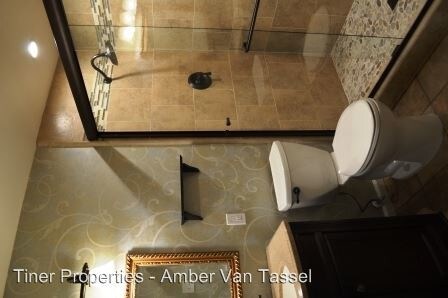 Foto del edificio - 6349 Dorchester Ct