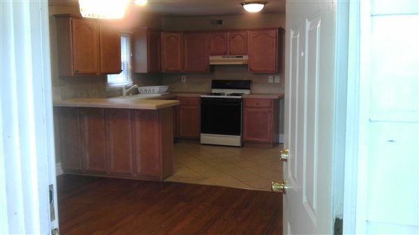 Primary Photo - 6063 Whitefield St