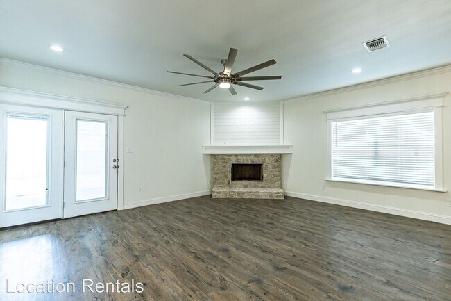 Building Photo - 3 br, 2 bath House - 7007 17th Street