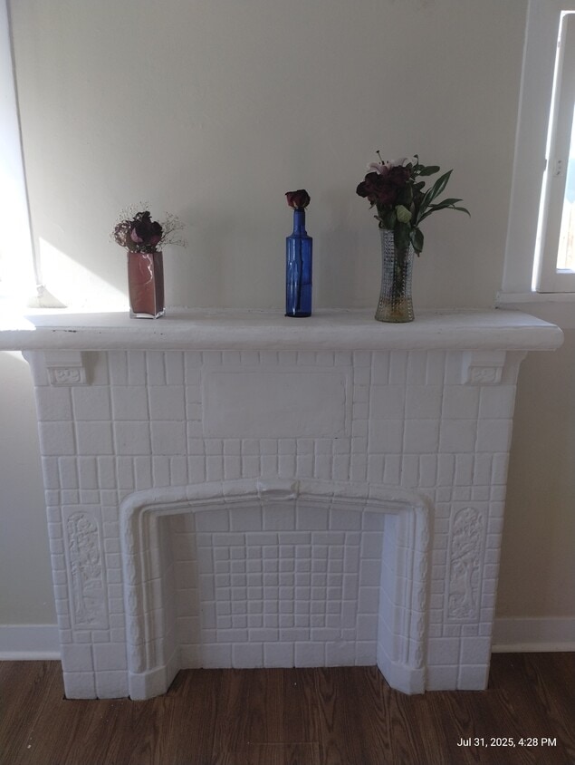 Old Deco Mantel - 3453 Siskiyou St