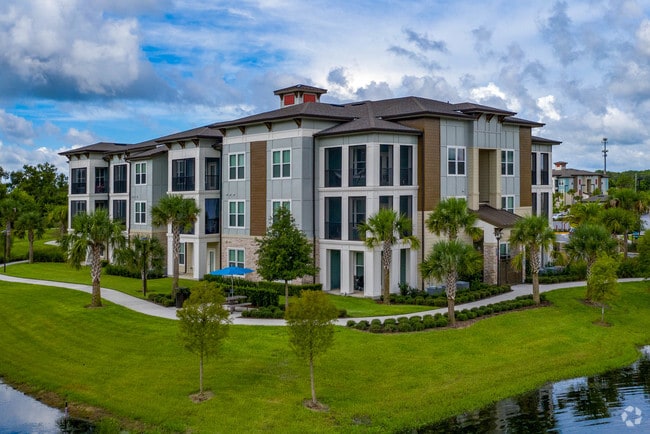 Foto del edificio - Bainbridge at Nona Place