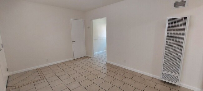 Foto del edificio - 11847-11849