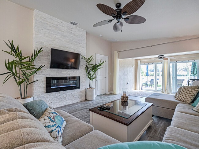 Foto del edificio - 5395 Dominica St