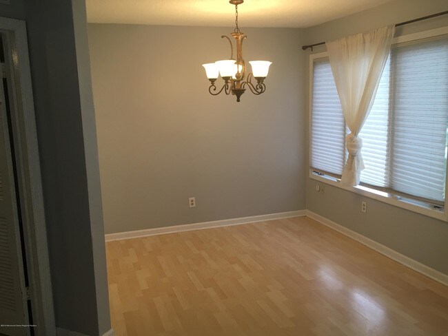 Building Photo - 5 Brandywine Ct