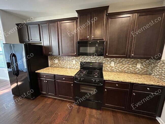 Foto del edificio - 3869 Lake Manor Way