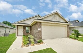 Building Photo - 24126 Maple Turn Ln