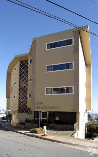 Primary Photo - 285 Grand View Ave