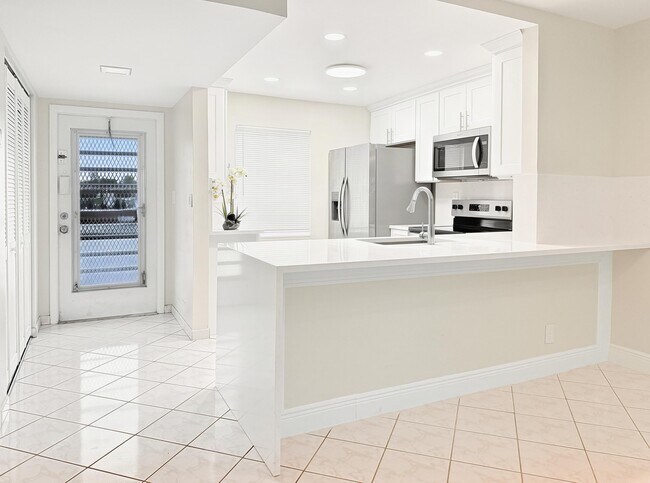 Foto del edificio - 9272 SW 3rd St