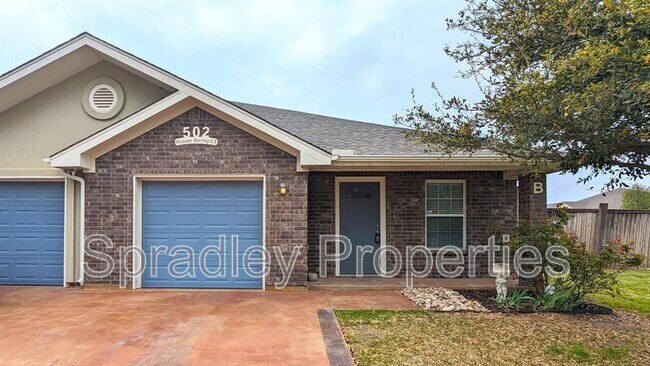 Foto del edificio - 502 B Pepper Spring Ct