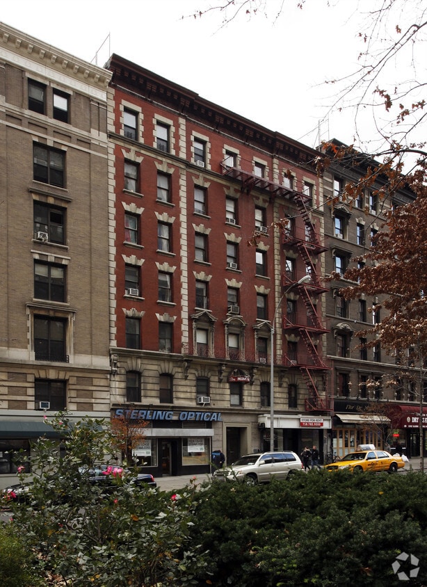 2647 Broadway - 2647-2649 Broadway