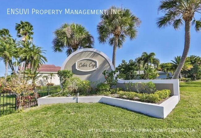 Building Photo - ***ACT FAST holiday promotion!*** Stunning...