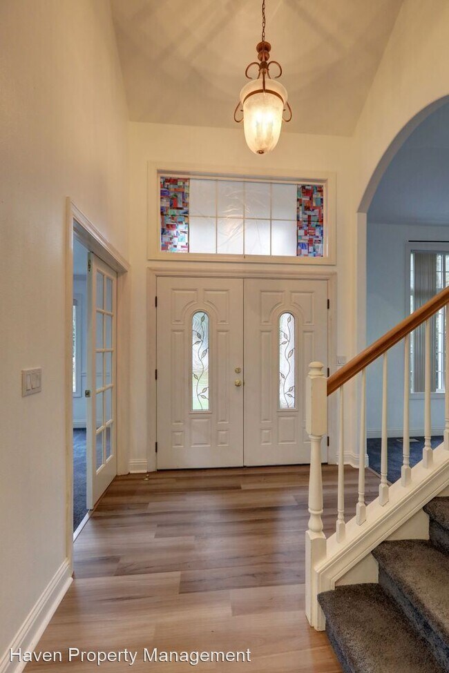 Foto del edificio - 5 br, 3.5 bath House - 10260 NE 30th Pl