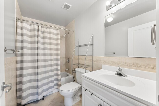 Master Bathroom - 4315 Park