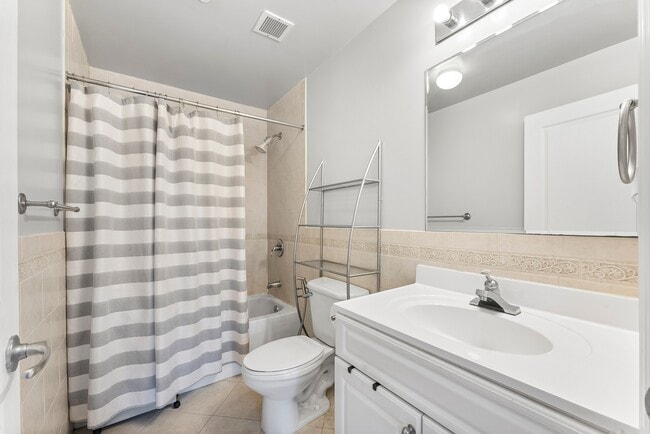 Master Bathroom - 4315 Park
