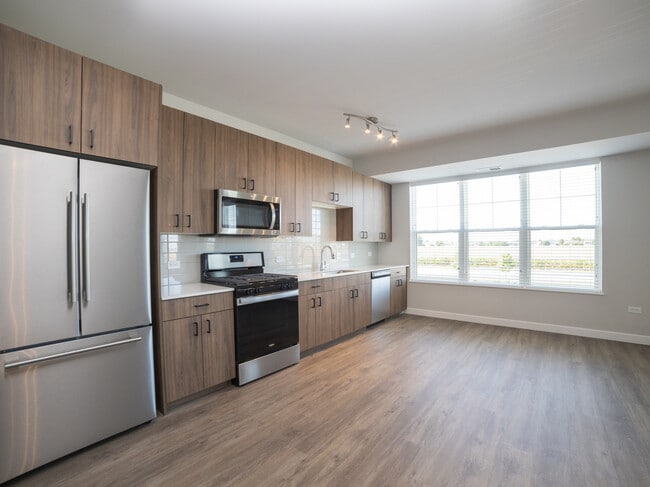 Building Photo - 14710 Wallin Dr