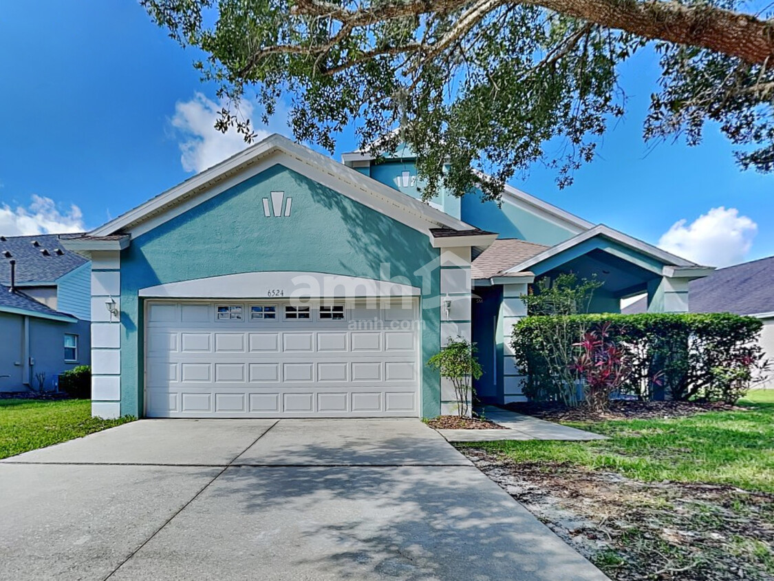 Foto principal - 6524 Bridgecrest Drive