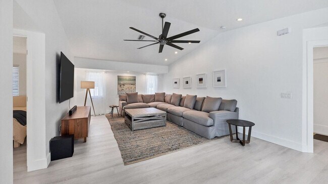 Foto del edificio - 1521 Kinglet Dr