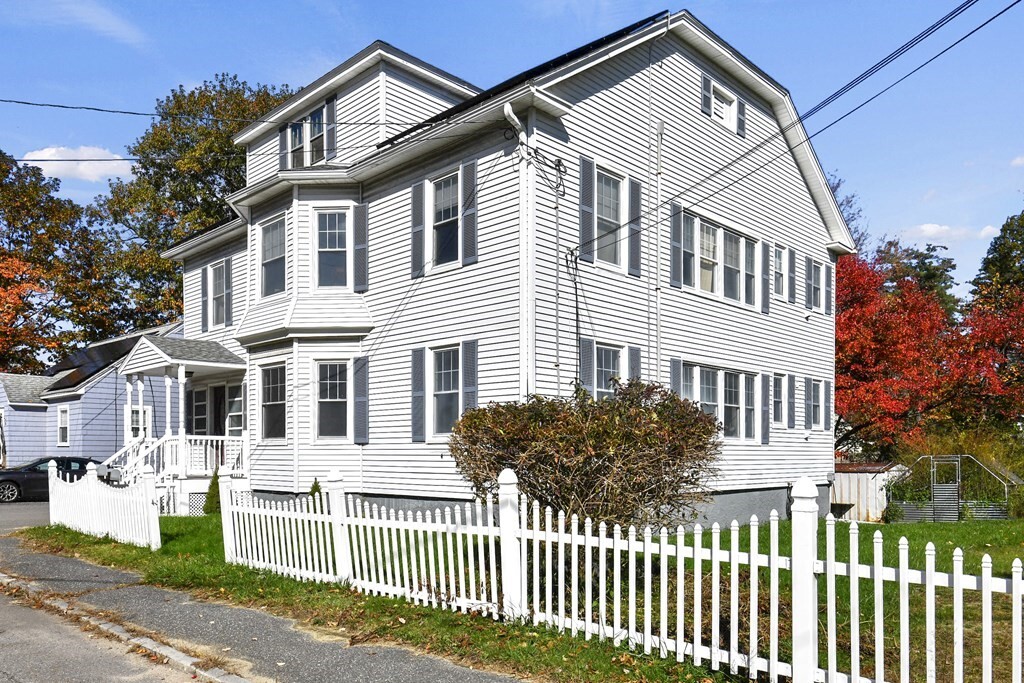 Primary Photo - 325 West St