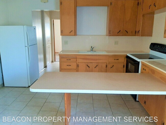 Foto del edificio - 504-508 E Elm St