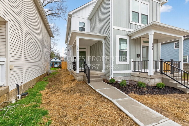 Building Photo - 696 S 22nd St