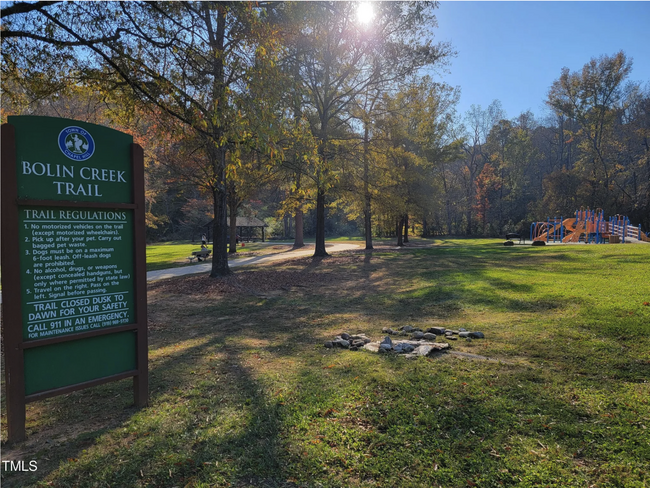 Umstead Park 5 min walk - 500 Umstead Dr