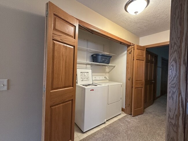 Building Photo - 208 Franklin St