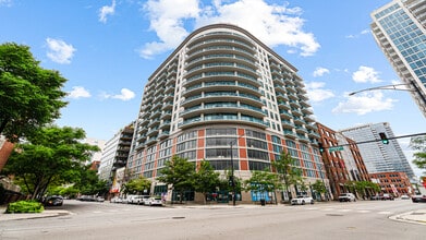 Building Photo - 340 W Superior St
