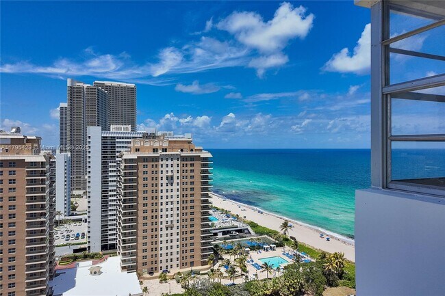 Building Photo - 1950 S Ocean Dr