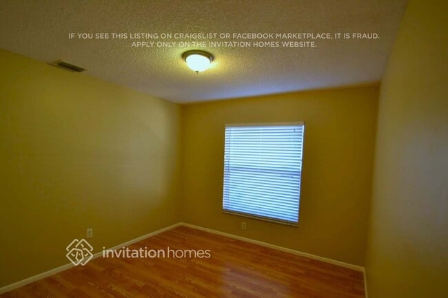 Building Photo - 15616 Hidden Lake Cir