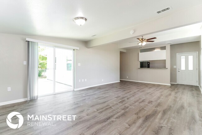 Foto del edificio - 4097 Porpoise Dr SE