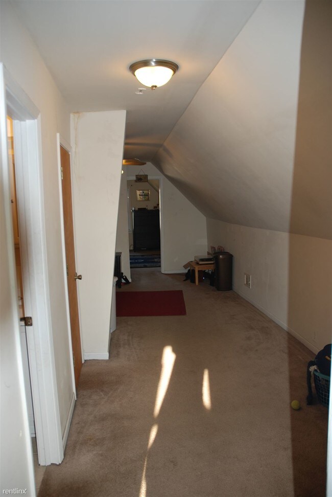 Building Photo - 1824 N Mozart St