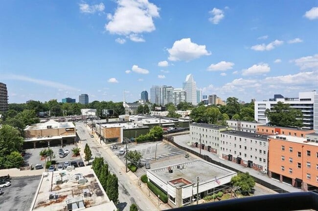 Building Photo - 325 East Paces Ferry Rd NE