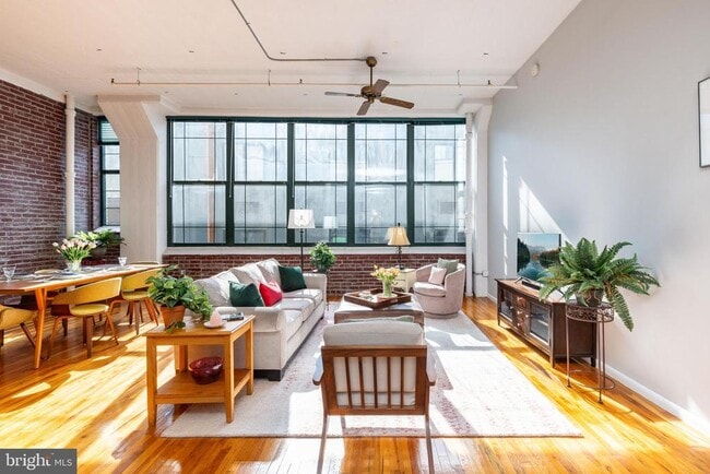 Building Photo - 314 N 12th St