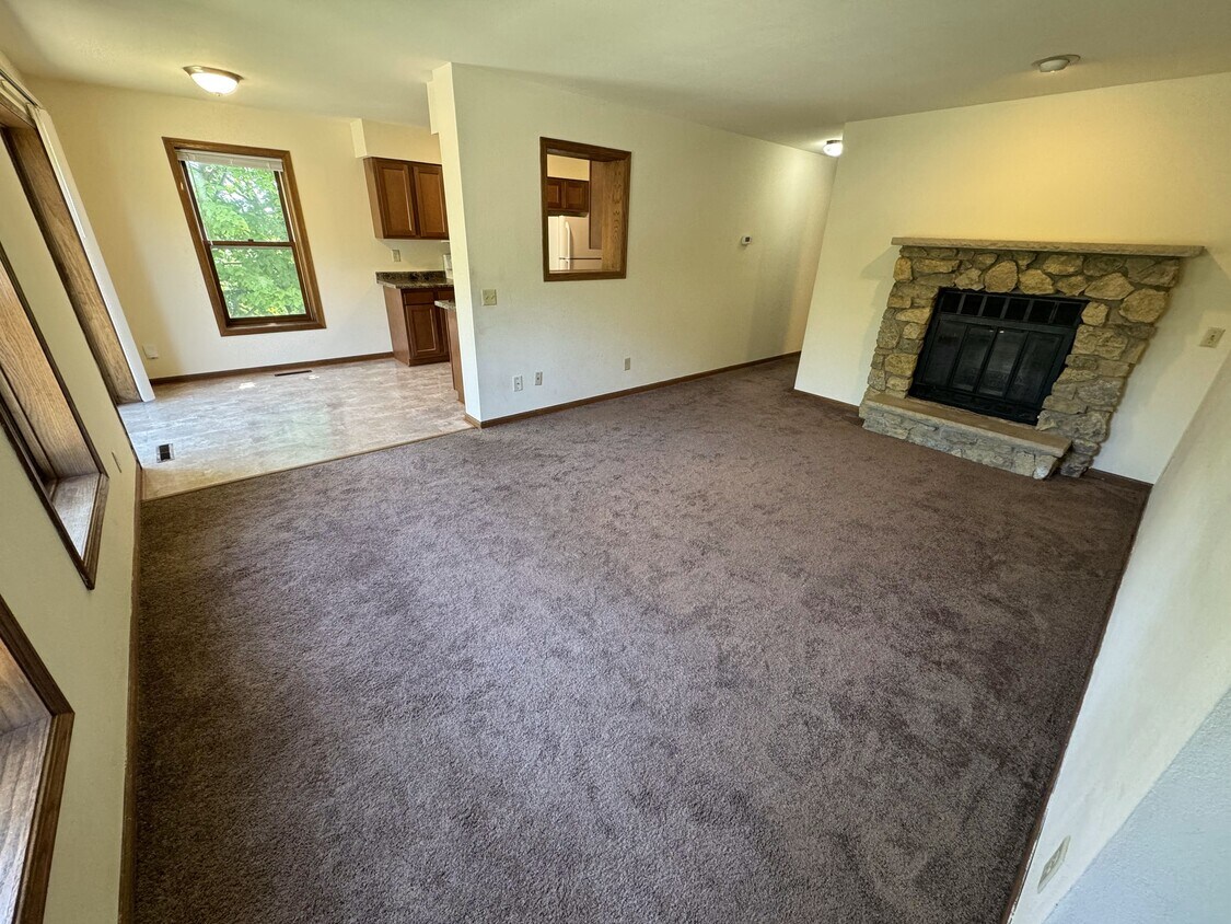 Living Room - 2970 Cimarron Trl