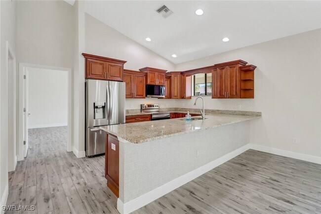 Foto del edificio - 1704 NW 11th Pl