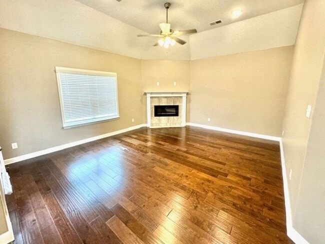Foto del edificio - Now Leasing! 4-Bedroom 3 Bath Home In Olive Branch, Highly Rated Schools