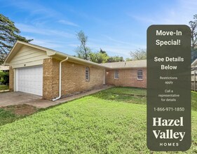 Building Photo - 812 Royal Ave