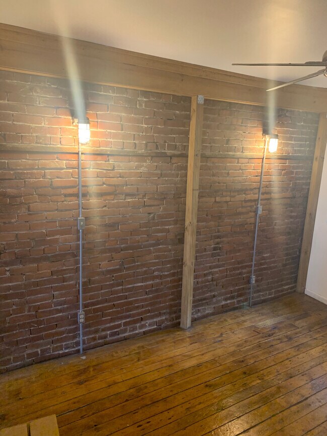 Foto del edificio - 4522 Liberty Ave