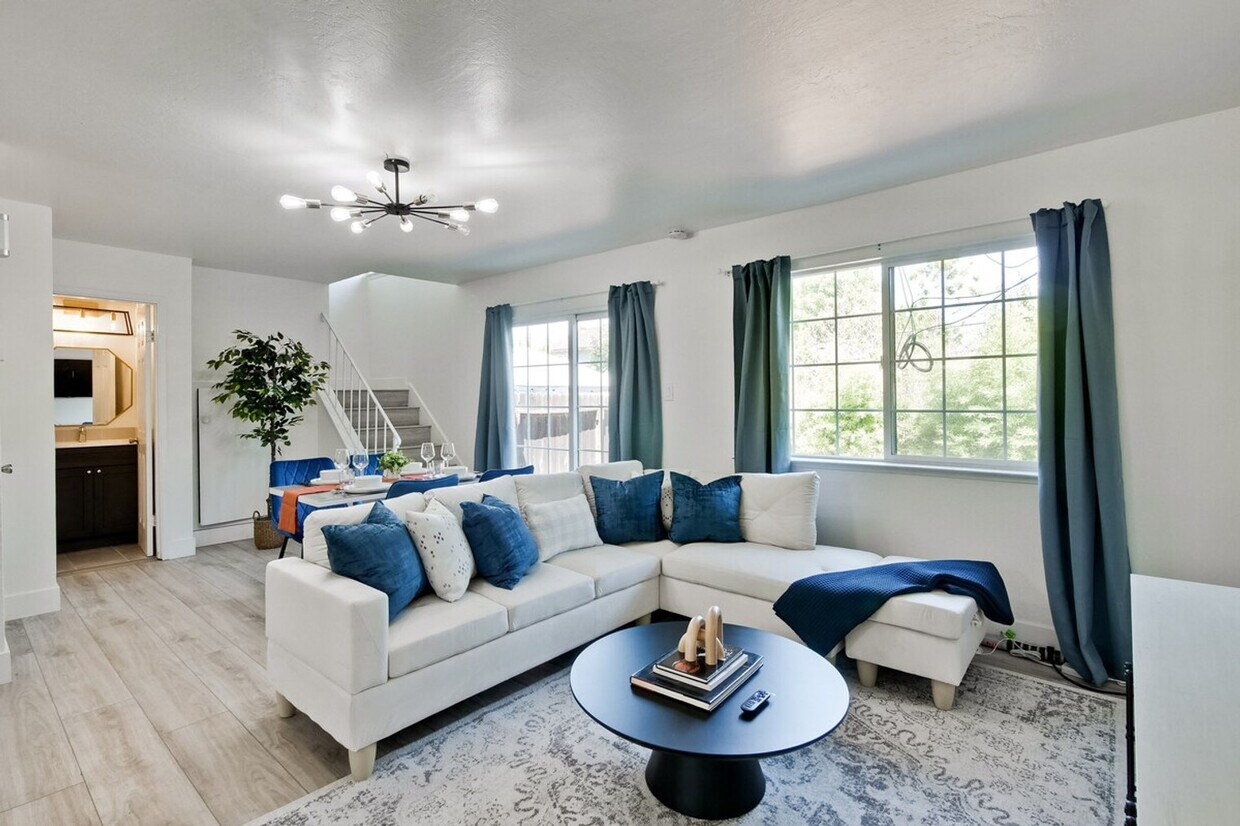Foto principal - 1281 Flora Ave