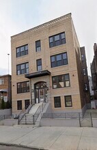 Building Photo - 84 Van Wagenen Ave