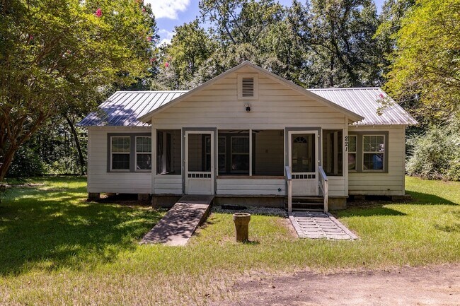 Building Photo - 221 Bowen Loop