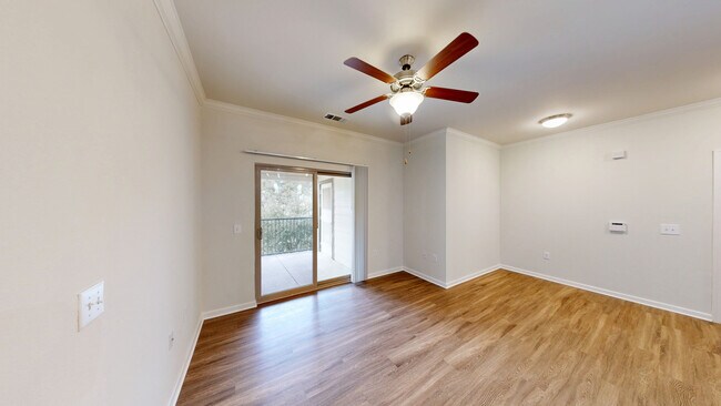 Interior Photo - Estancia Villas