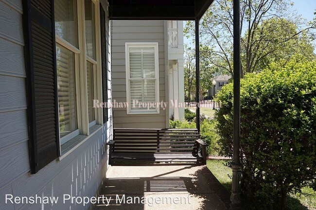 Building Photo - 160 Harbor Village Dr